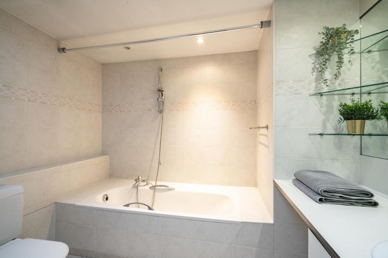 The Capital Street Triplex Apartman Antwerpen Kültér fotó